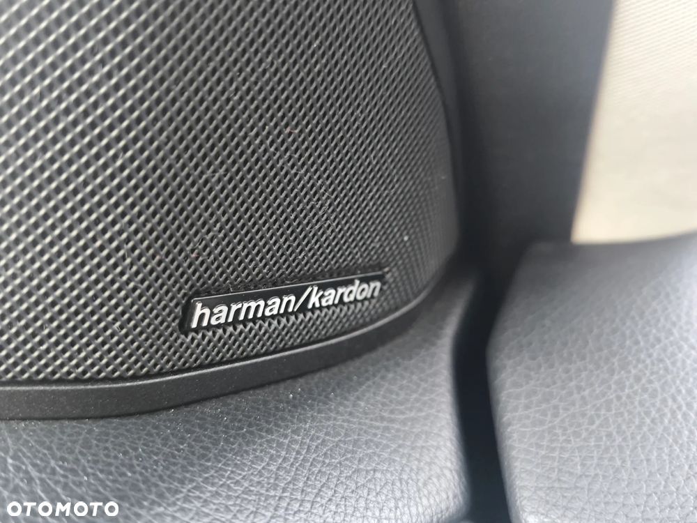 Mercedes-Benz Klasa E 250 BlueTEC 9G-TRONIC Edition - 37