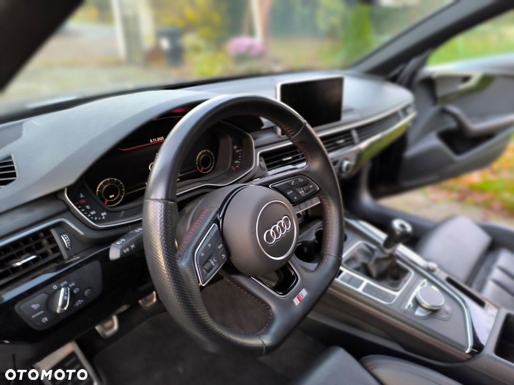 Audi A4 Avant 2.0 TFSI ultra Sport - 21