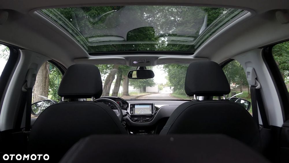 Peugeot 208 120 VTI Allure - 11