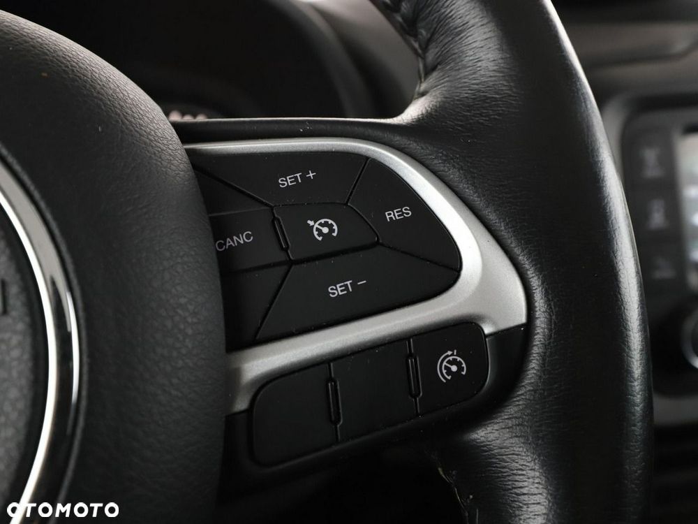 Jeep Renegade 2.0 MultiJet Limited 4WD S&S - 29