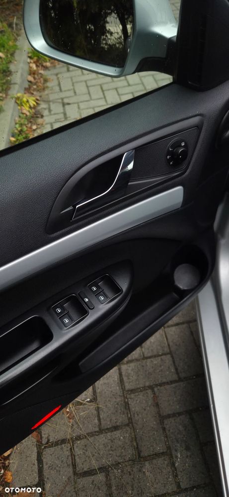 Skoda Octavia 1.6 TDI DPF Ambiente - 24