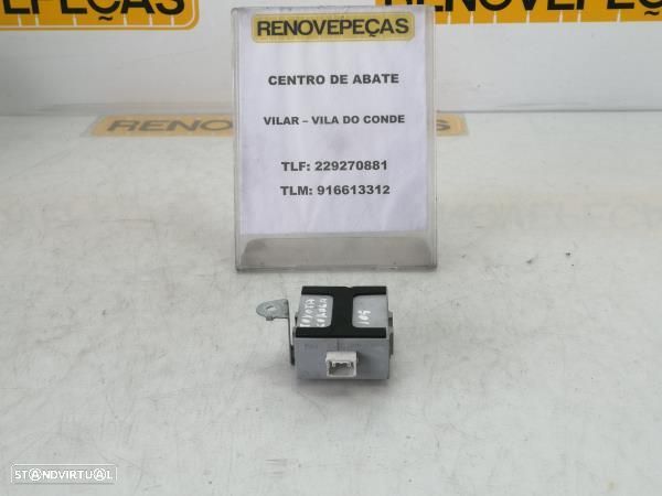 Centralina / Modulo Fecho Central Toyota Corolla (_E12_) - 1