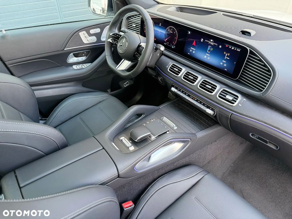 Mercedes-Benz GLE - 26
