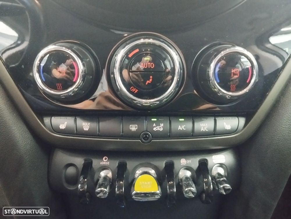 MINI Countryman Cooper SE ALL4 Auto - 34