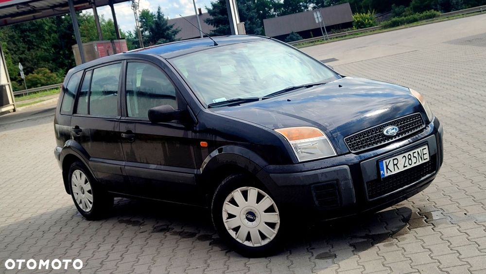 Ford Fusion - 2