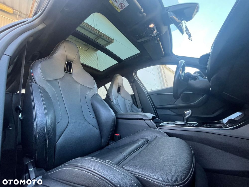 BMW Seria 1 118d Edition M Sport Shadow - 12