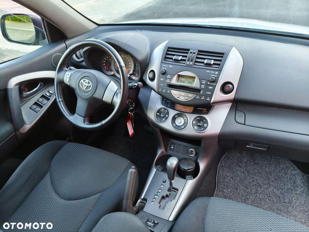 Toyota RAV4 2.0 4x4 Automatik Sol - 11