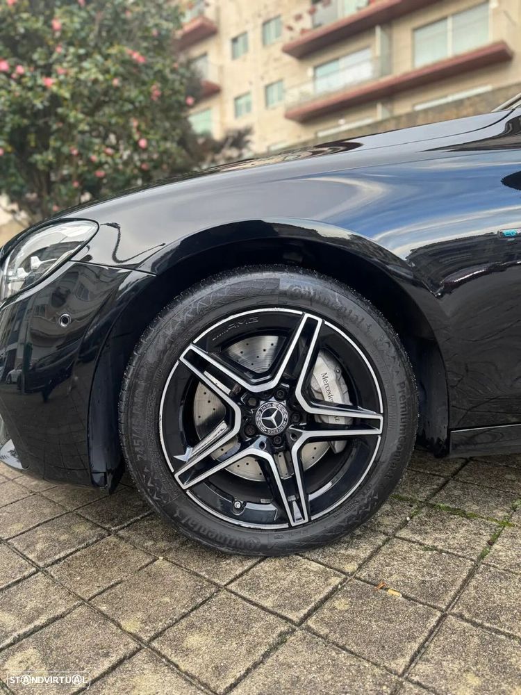 Mercedes-Benz E 300 - 24