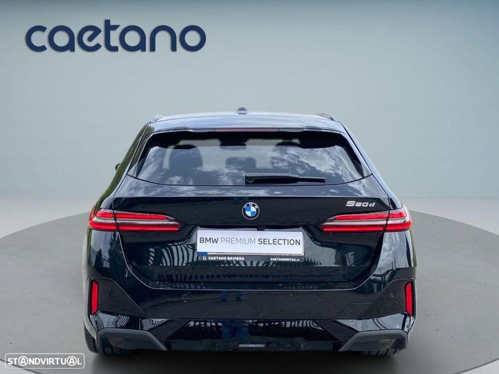 BMW 520 d Pack Desportivo M Pro - 25
