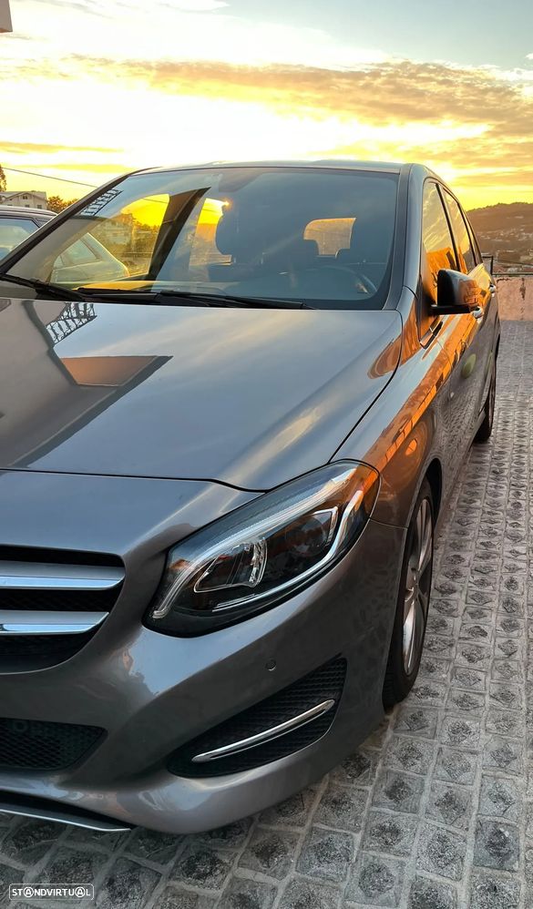 Mercedes-Benz B 200 d Urban - 2