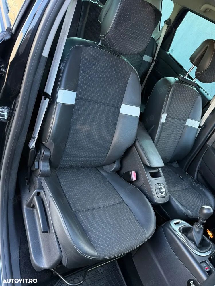 Renault Scenic - 5
