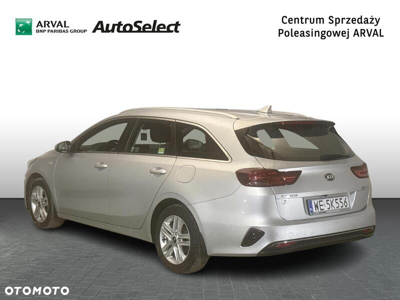 Kia Ceed - 4