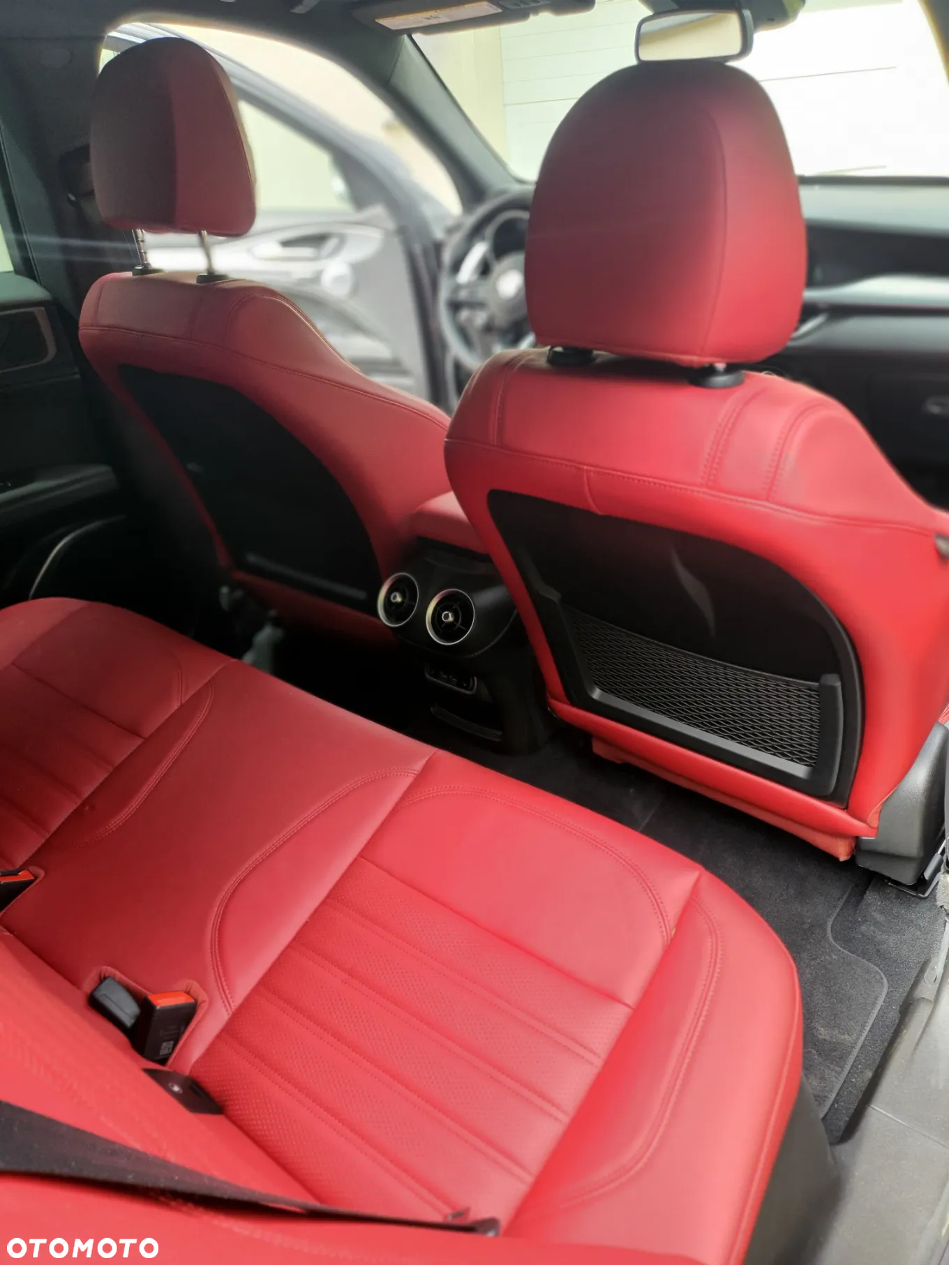 Alfa Romeo Stelvio 2.0 Turbo 16V AT8-Q4 Veloce - 3