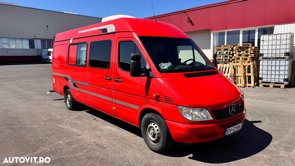 Mercedes-Benz Sprinter - 4