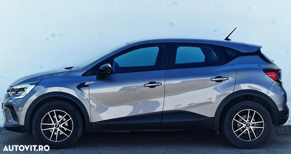 Renault Captur MHEV 140 Techno - 9