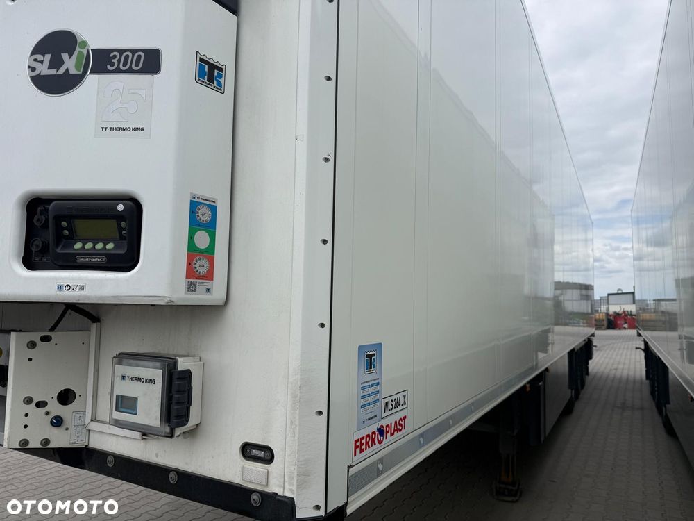 Schmitz Cargobull SKO24 - 4