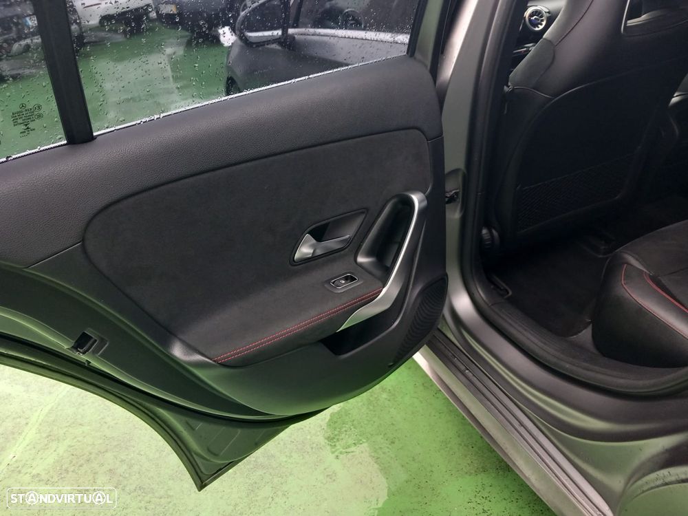 Mercedes-Benz A 180 d AMG Line - 20