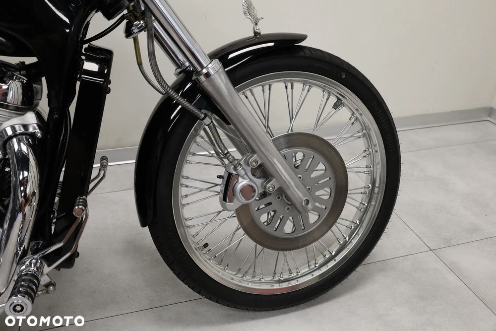 Suzuki VS - 28