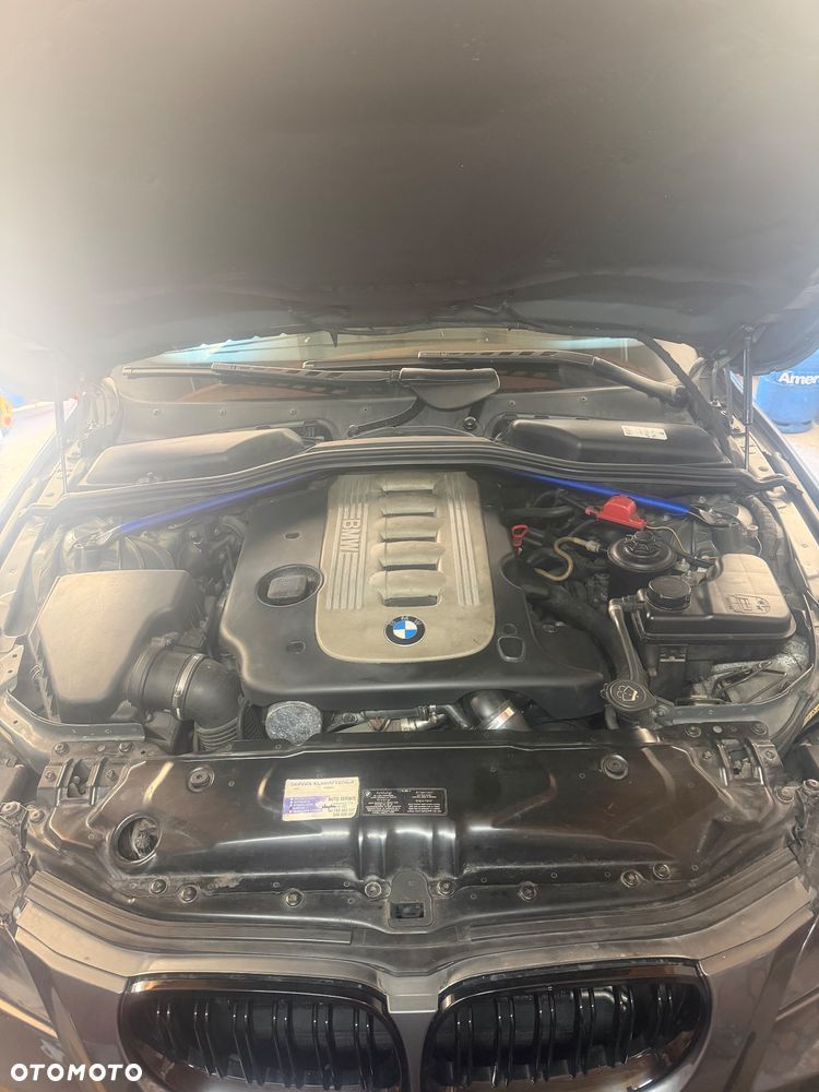 BMW Seria 5 - 12