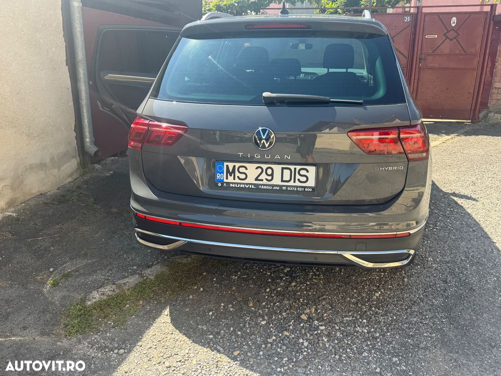 Volkswagen Tiguan - 4