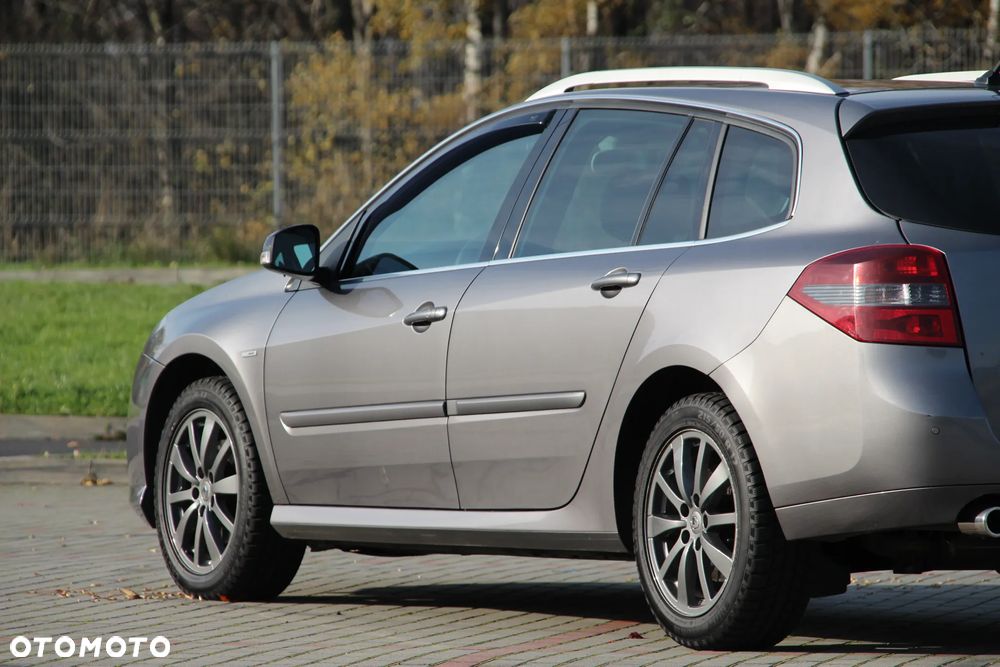 Renault Laguna dCi 150 FAP Bose - 27