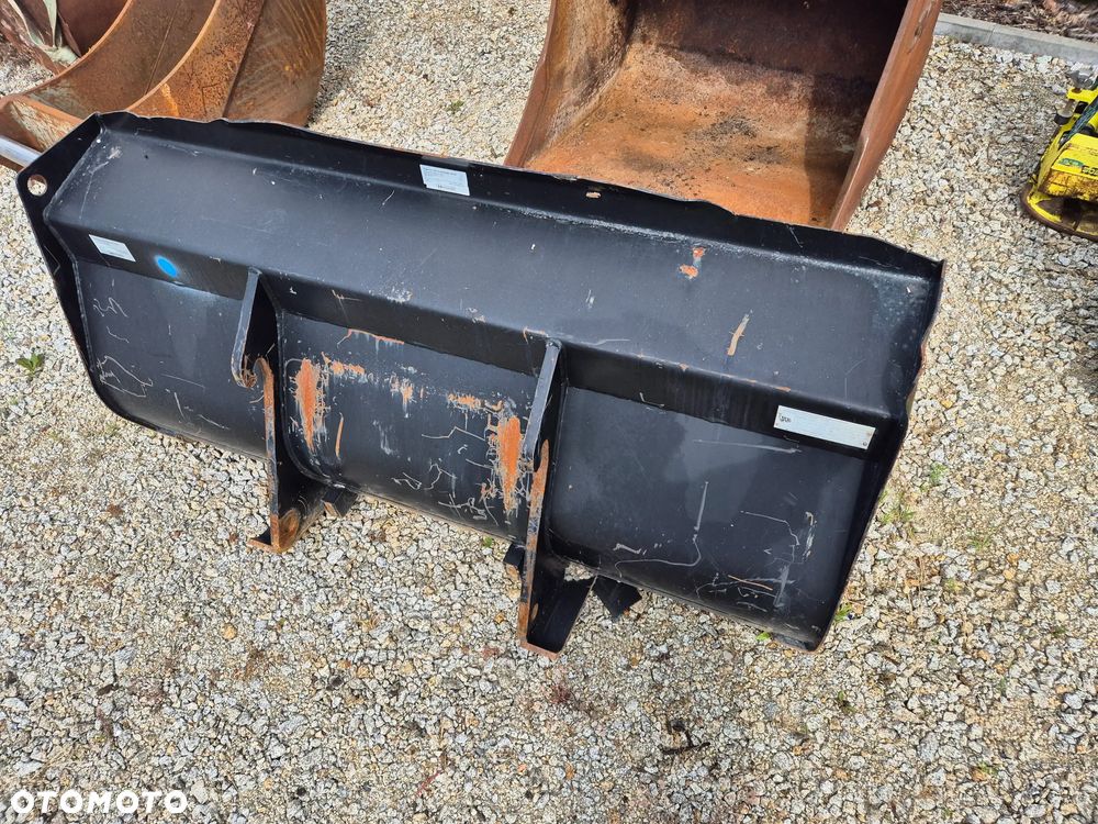 ŁYŻKA DO ŁADOWARKI JCB 407, VOLVO L20, L25 - 2