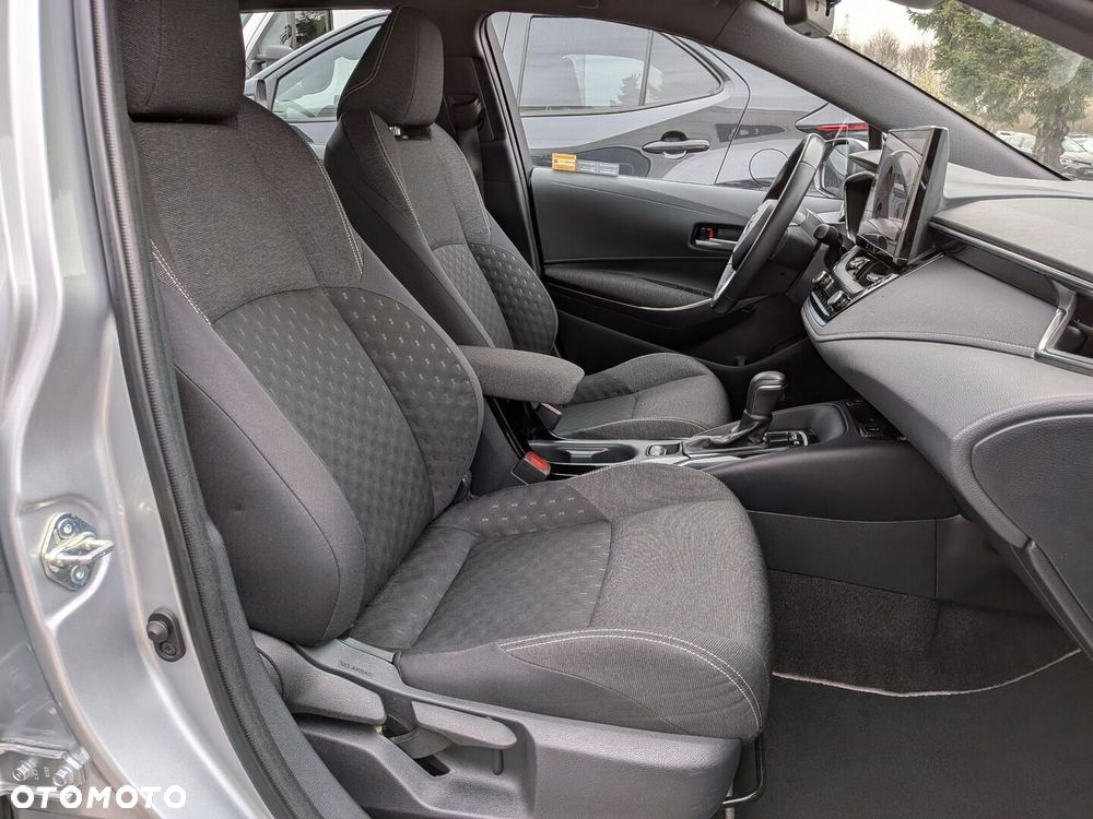 Toyota Corolla 1.8 Hybrid Comfort - 33