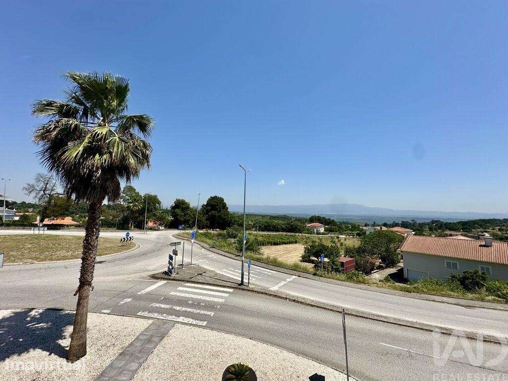 Apartamento em Nelas - Grande imagem: 4/34