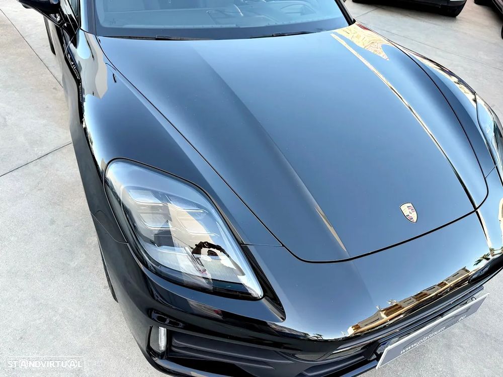 Porsche Panamera 4 E-Hybrid - 45