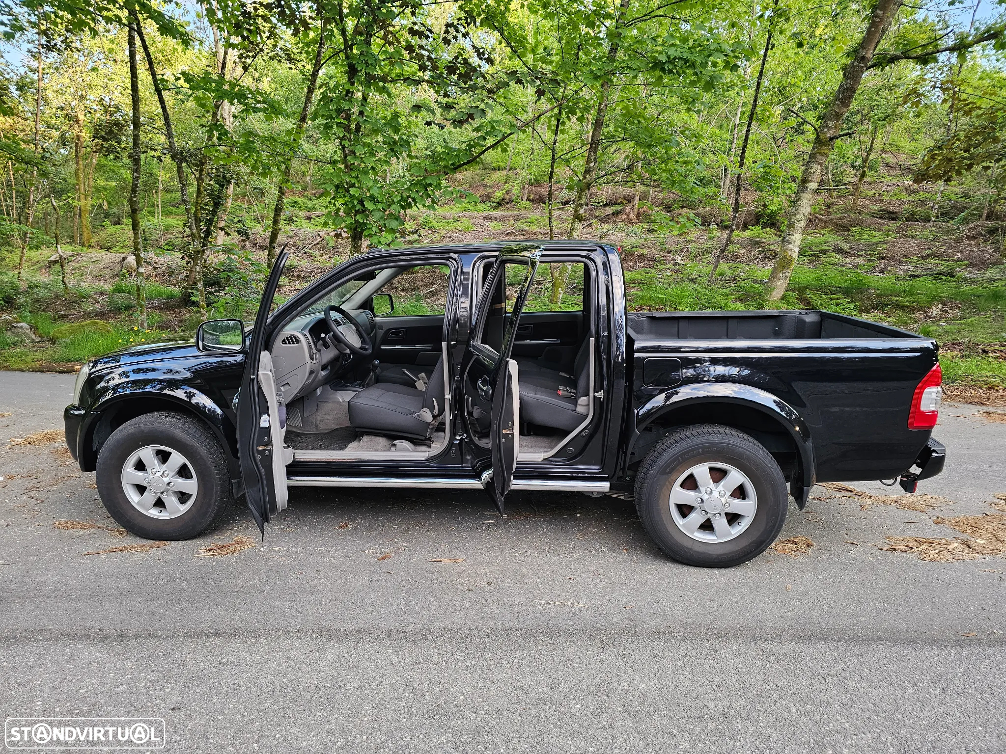 Isuzu D-Max 2.5 DTi CD 4WD LS - 26