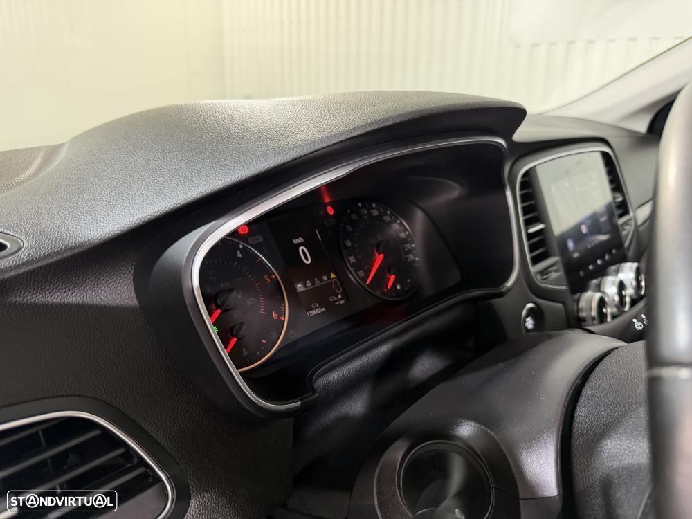 Renault Mégane 1.5 Blue dCi Techno EDC - 24