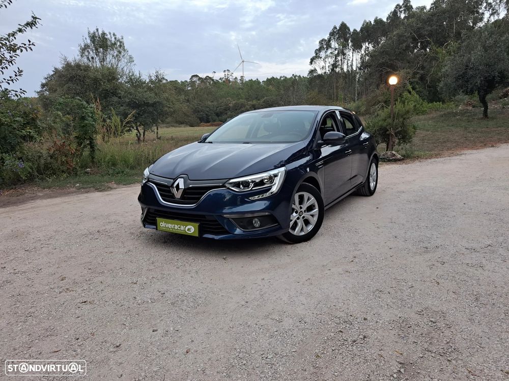 Renault Mégane TCe 140 GPF LIMITED - 13