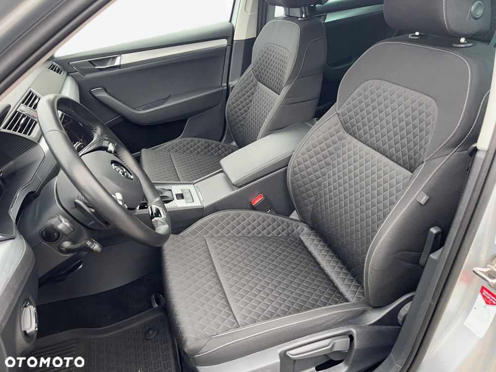 Skoda Superb 2.0 TDI SCR Ambition DSG - 15