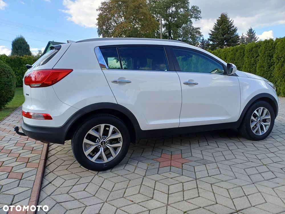 Kia Sportage 1.7 CRDI 2WD ISG Dream-Team Edition - 23