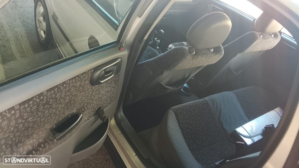 Opel Corsa 1.2 16V Elegance - 8