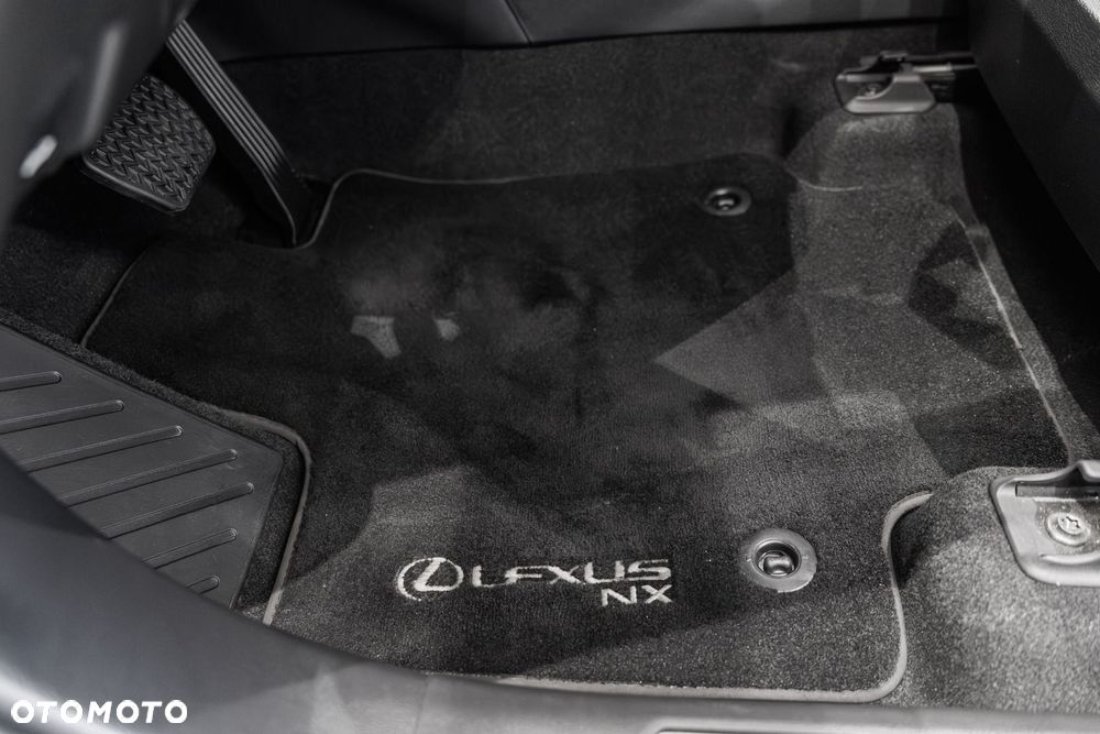 Lexus NX 350h Prestige AWD - 41