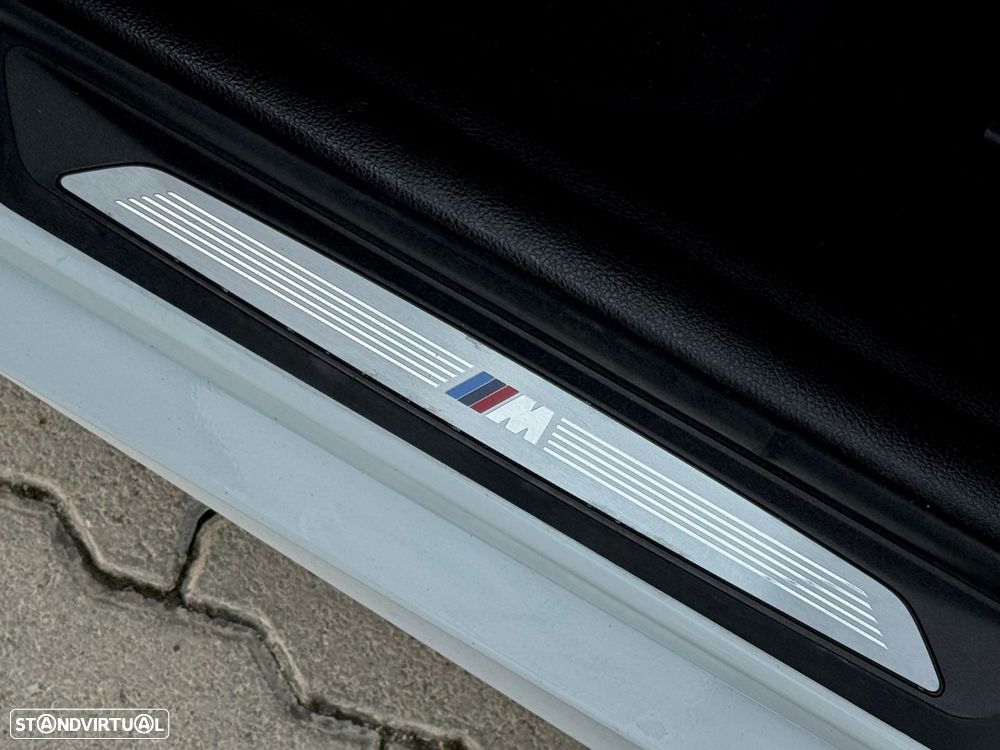 BMW 118 d Pack M Auto - 10