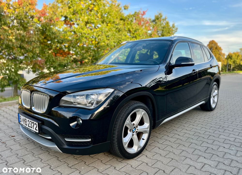 BMW X1 xDrive20i Sport Line - 11