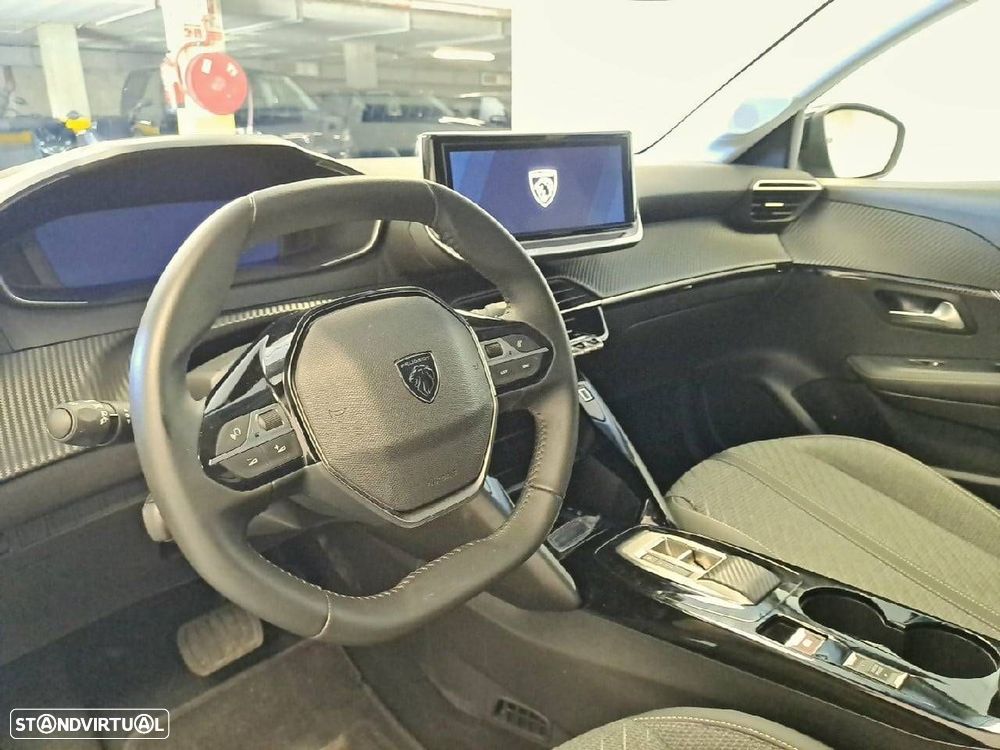 Peugeot 208 1.2 Hybrid Allure e-DCS6 - 8
