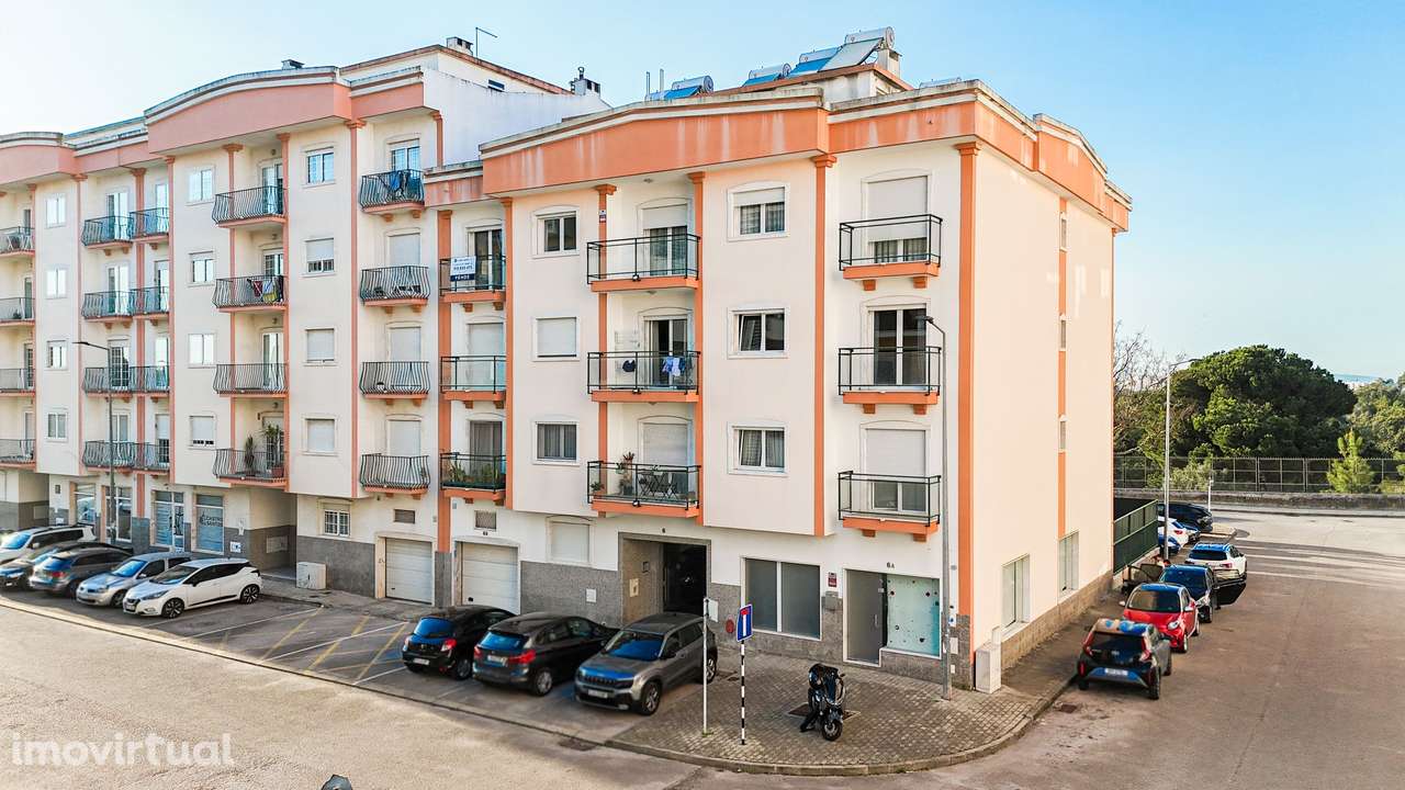 Apartamento T3 na Praceta Vale de Gatos, Amora - Grande imagem: 2/47