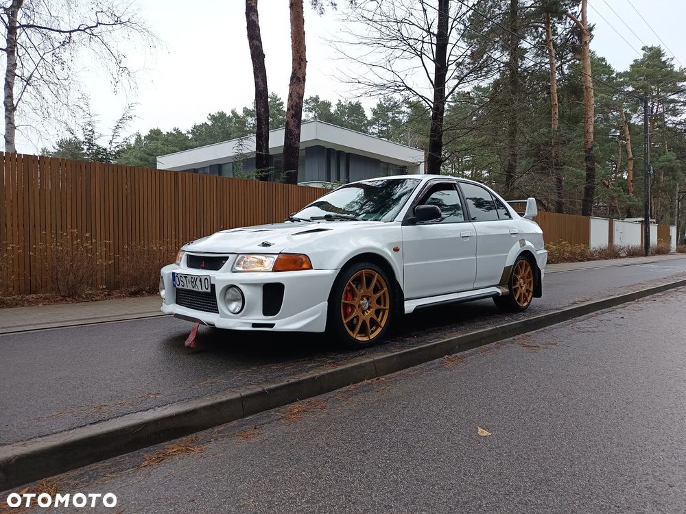 Mitsubishi Lancer Evolution - 16