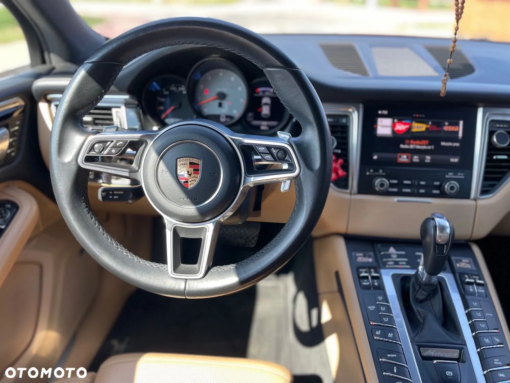 Porsche Macan - 20