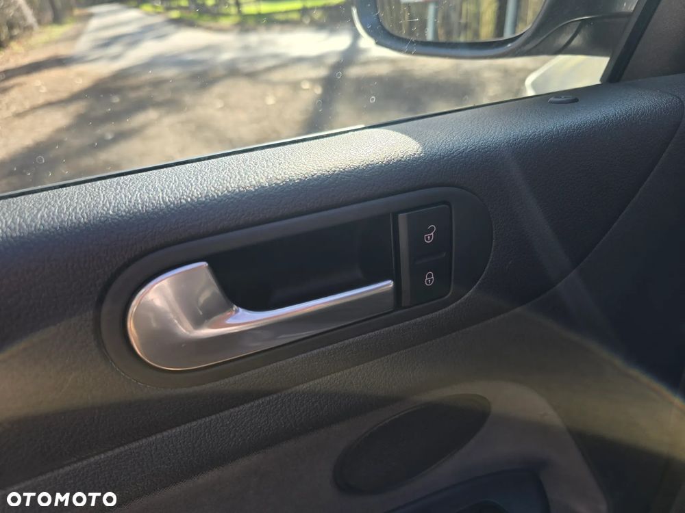 Volkswagen Golf Plus 1.6 Cross - 13