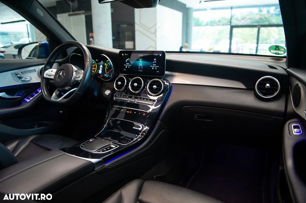 Mercedes-Benz GLC 300 d 4MATIC - 30