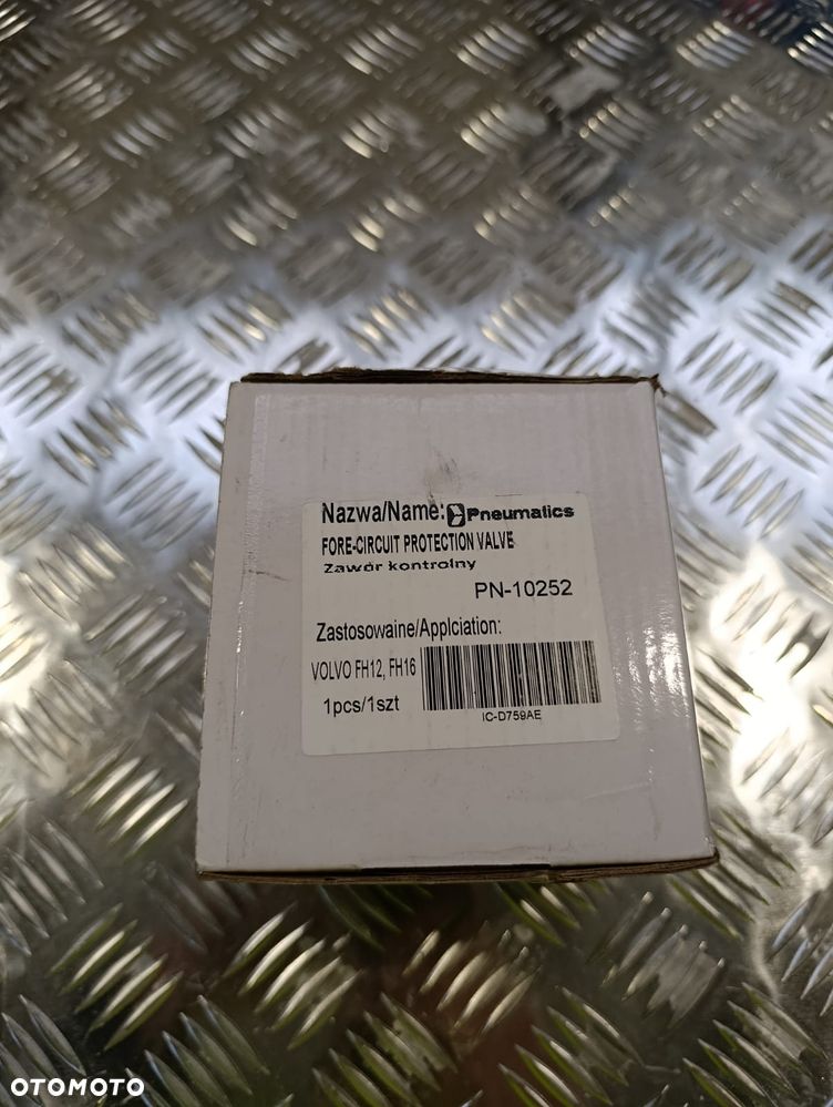 Wieloobwodowy zawór bezpieczeństwa PN-10252 - 1