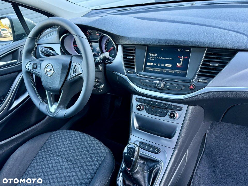 Opel Astra 1.4 Turbo Innovation - 28