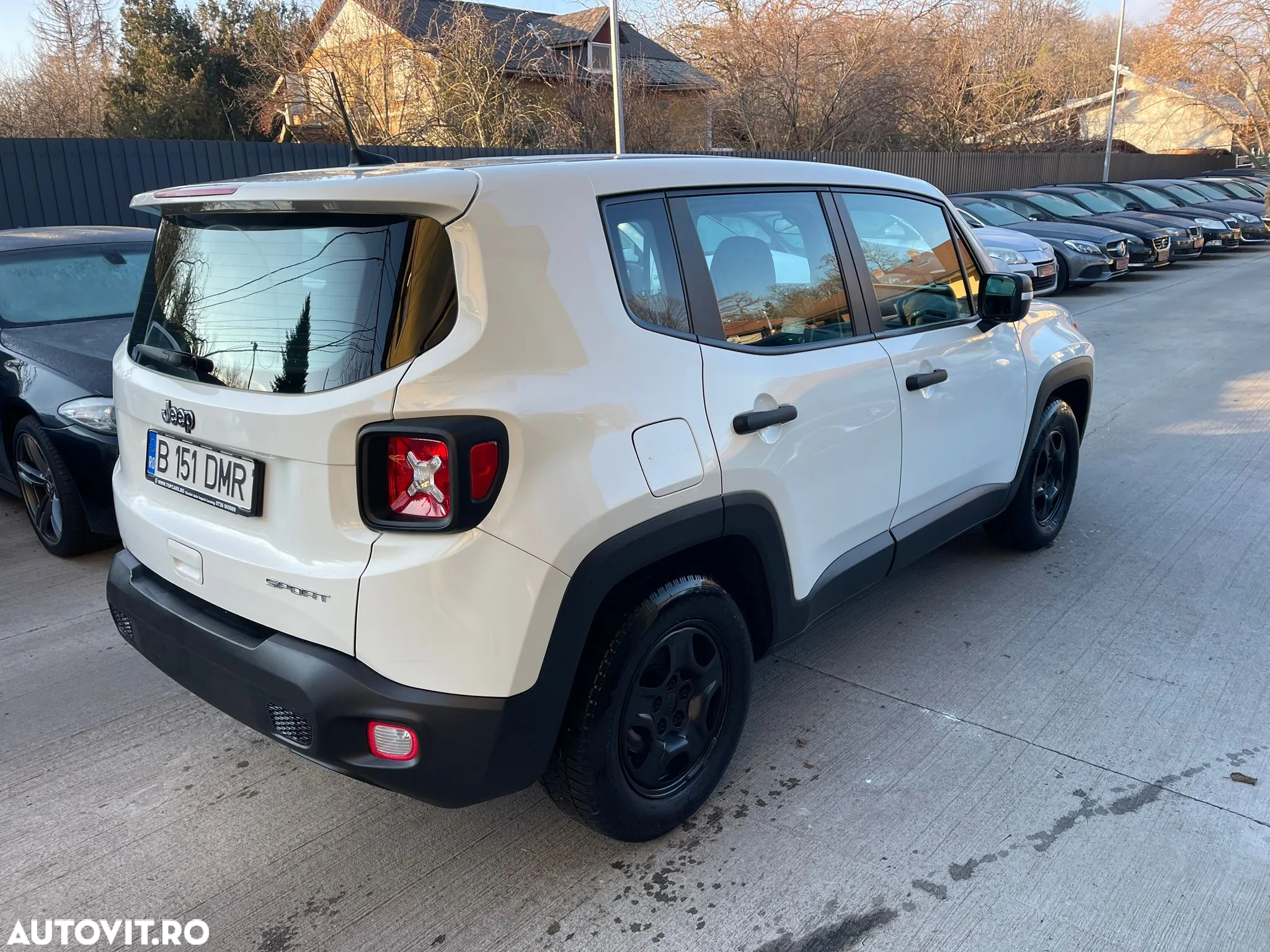 Jeep Renegade 1.0 Turbo 4x2 M6 Sport - 4