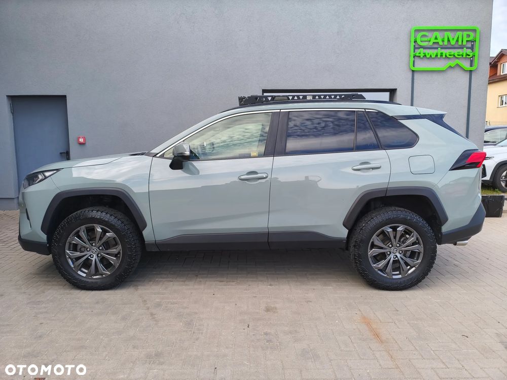 Toyota RAV4 - 4