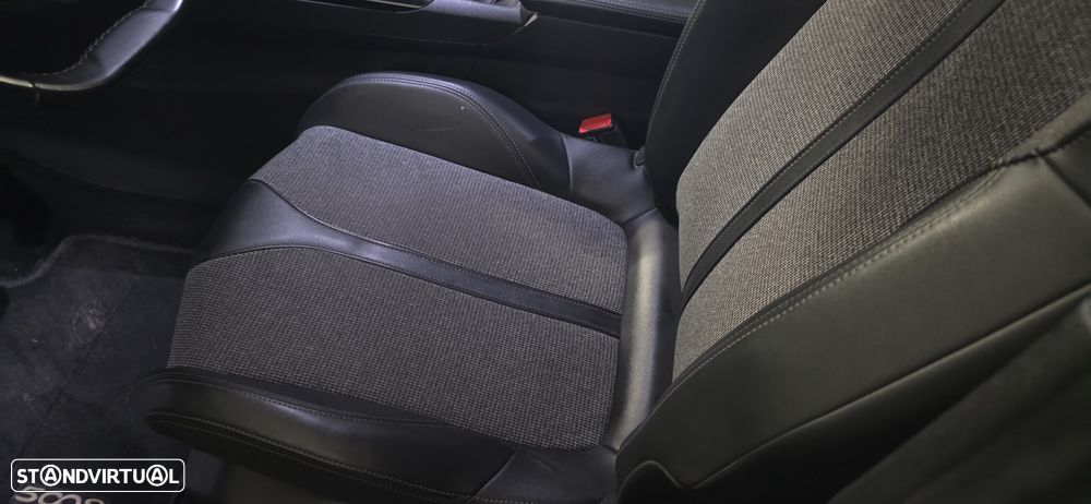 Peugeot 5008 1.2 PureTech Allure Pack - 10