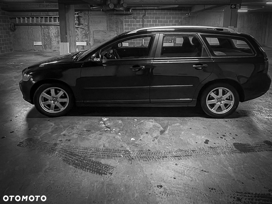 Volvo V50 DPF DRIVe Momentum - 39